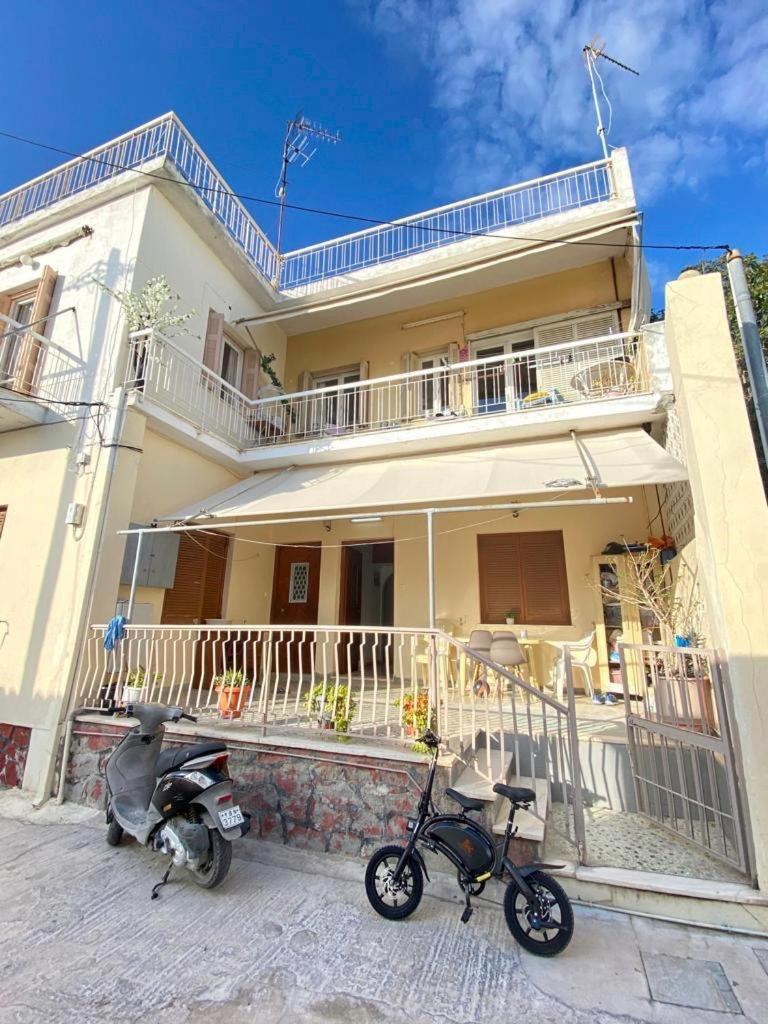 Appartement Vue Sur Mer Soul Family, Egine Aegina المظهر الخارجي الصورة